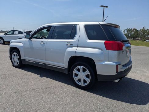 Used 2017 GMC Terrain SLE FWD image 7