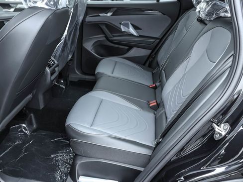 New 2026 Volkswagen Tiguan SE R-Line image 33