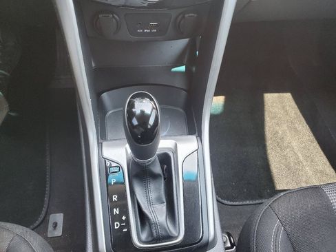 Used 2016 Hyundai Elantra GT FWD image 20