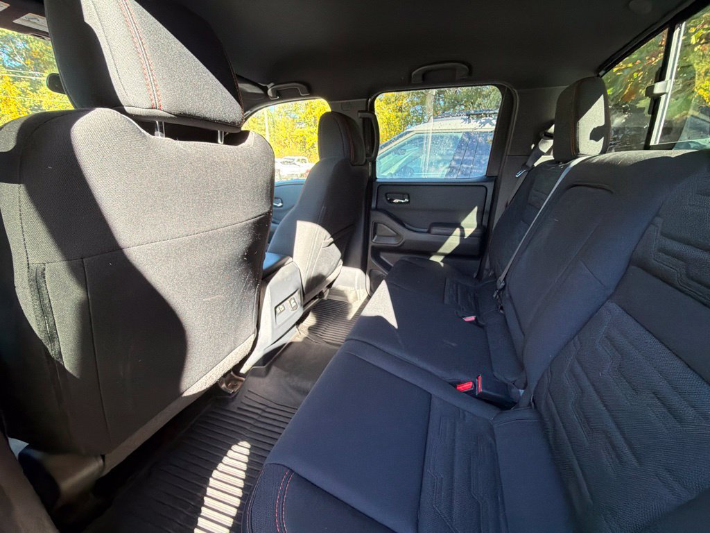 Used 2023 Nissan Frontier PRO-4X w/ Pro Convenience Package AWD/4WD image 7