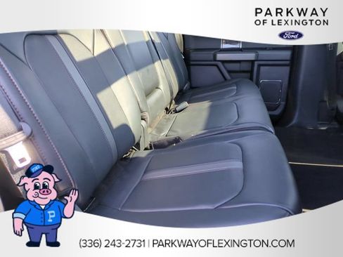 Used 2022 Ford F250 Platinum w/ FX4 Off-Road Package AWD/4WD image 32