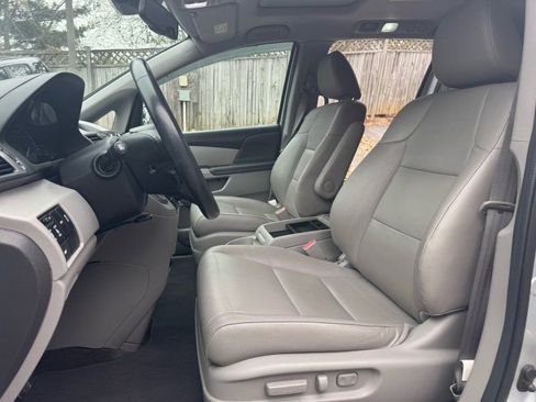 Used 2014 Honda Odyssey EX-L image 15