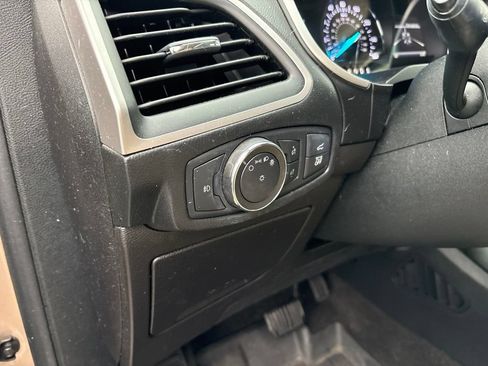 Used 2020 Ford Edge SEL w/ Convenience Package AWD/4WD image 18