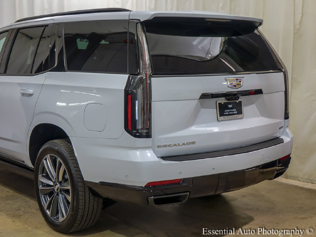 Used 2026 Cadillac Escalade Sport w/ LPO, Floor Liner Package AWD/4WD image 6