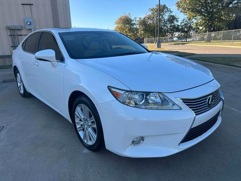 Used 2015 Lexus ES 350 image 2