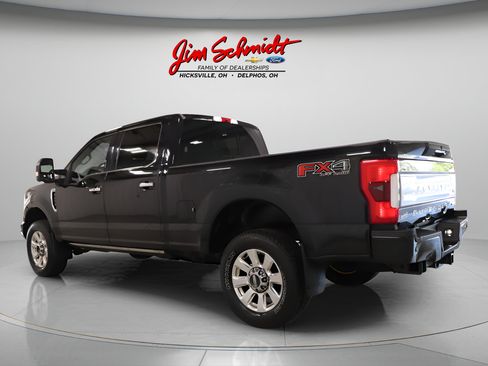 Used 2017 Ford F250 Platinum w/ Platinum Ultimate Package AWD/4WD image 4