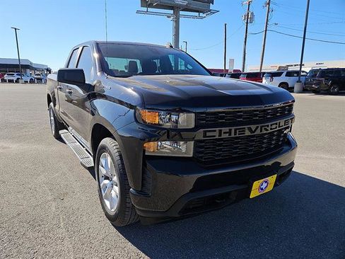 Used 2022 Chevrolet Silverado 1500 Custom w/ Safety Confidence Package image 7