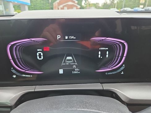 Used 2025 Kia Telluride S FWD image 14