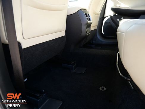 Used 2019 INFINITI QX50 Luxe w/ Navigation Package image 23