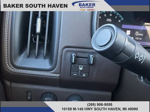 Used 2022 GMC Canyon Denali image 19