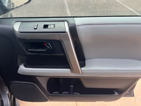 Used 2012 Toyota 4Runner Trail image 22