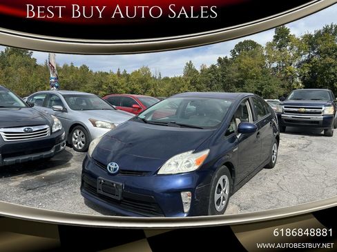 Used 2012 Toyota Prius Two image 1