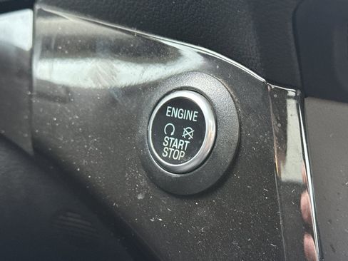 Certified 2019 Ford Escape Titanium image 23