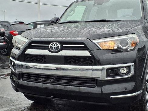 Used 2022 Toyota 4Runner Limited image 21