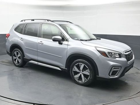 Used 2019 Subaru Forester Touring AWD/4WD image 8