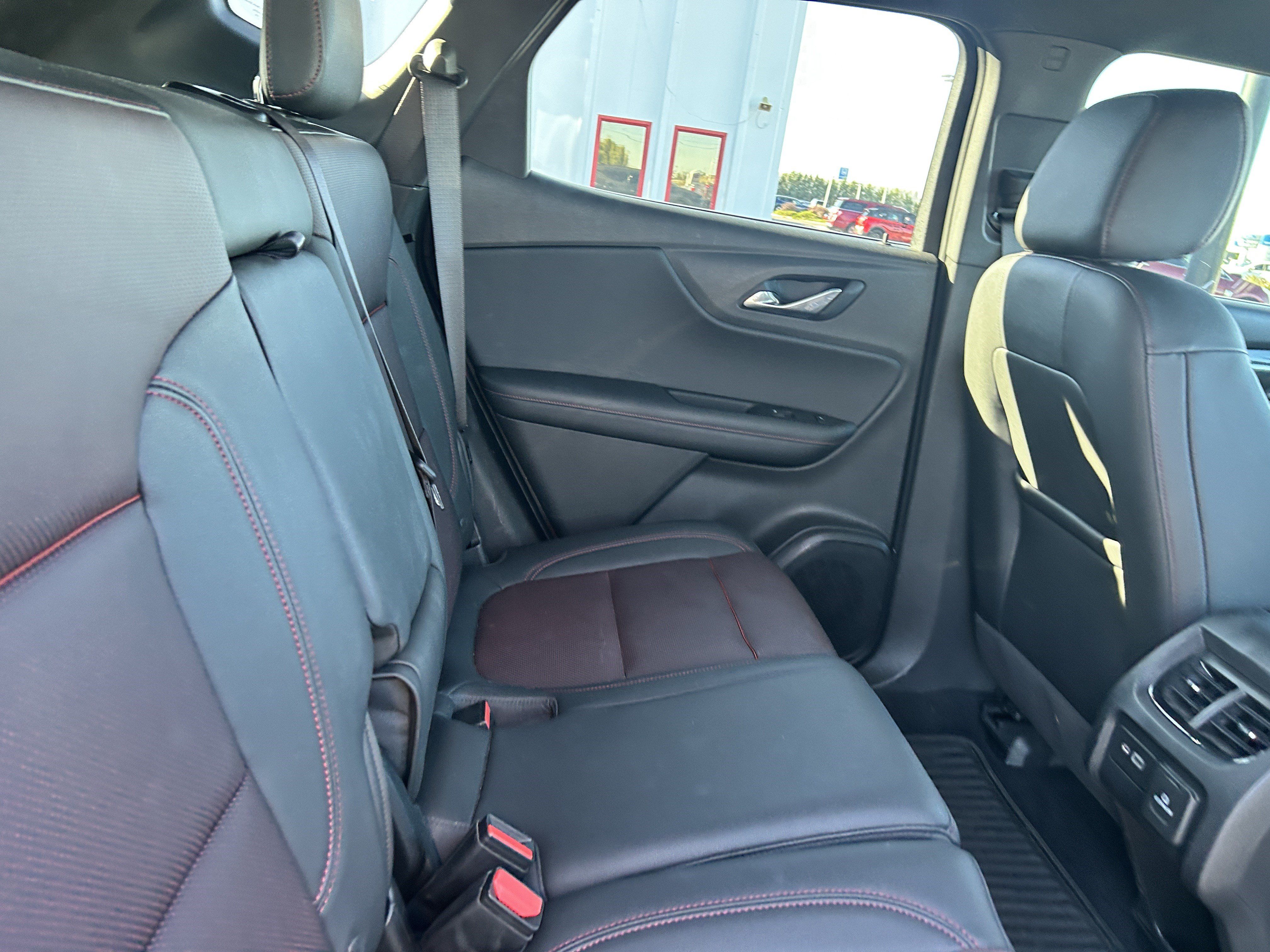 Used 2019 Chevrolet Blazer RS AWD/4WD image 12
