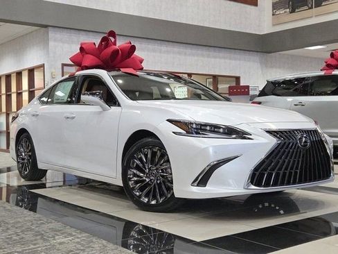 New 2025 Lexus ES 350 Ultra Luxury image 2