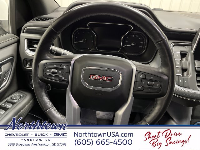 Used 2021 GMC Yukon XL SLT w/ Rear Media and Nav Package AWD/4WD image 15