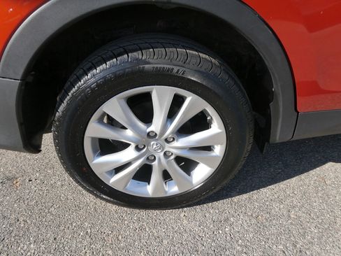 Used 2015 Toyota RAV4 Limited image 34