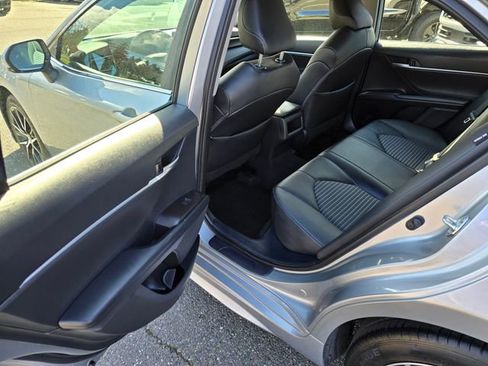 Used 2023 Toyota Camry SE image 14