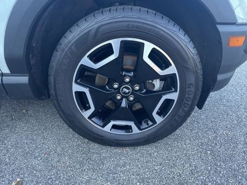 Certified 2021 Ford Bronco Sport Outer Banks w/ Outer Banks Package (96D) image 8