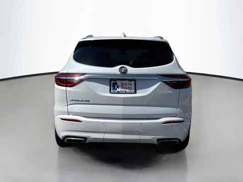 Used 2020 Buick Enclave Avenir w/ Avenir Technology Package FWD image 6