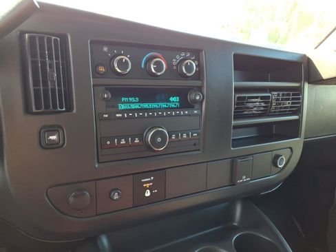 Used 2024 Chevrolet Express 2500 w/ Driver Convenience Package RWD image 12