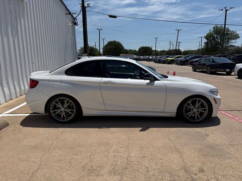 Used 2016 BMW M235i Coupe RWD image 8