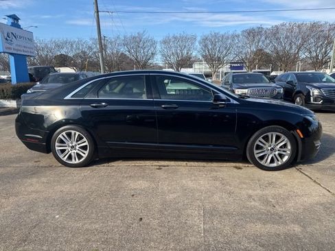 Used 2016 Lincoln MKZ AWD w/ Equipment Group 300A Reserve image 4