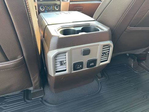 Used 2021 Ford F250 King Ranch w/ King Ranch Ultimate Package AWD/4WD image 22