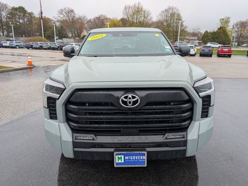 Used 2024 Toyota Tundra SR5 w/ SR5 Convenience Package AWD/4WD image 9