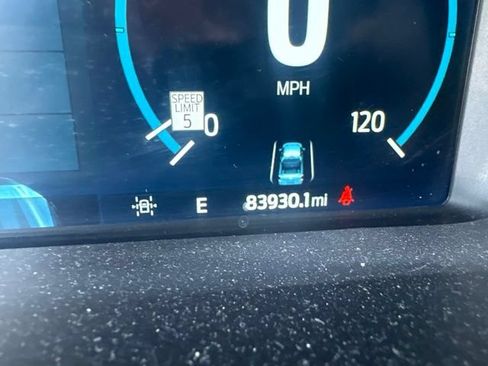 Used 2022 Ford F150 Lariat w/ Equipment Group 502A High AWD/4WD image 13
