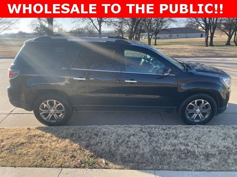 Used 2014 GMC Acadia SLT image 2
