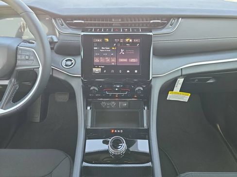 New 2026 Jeep Grand Cherokee Laredo X AWD/4WD image 11