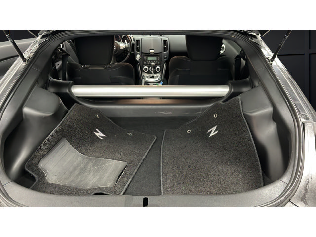 Used 2016 Nissan 370Z Coupe RWD image 22