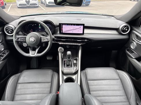 Used 2024 Alfa Romeo Tonale Ti AWD/4WD image 2