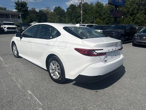 Used 2025 Toyota Camry LE FWD image 3
