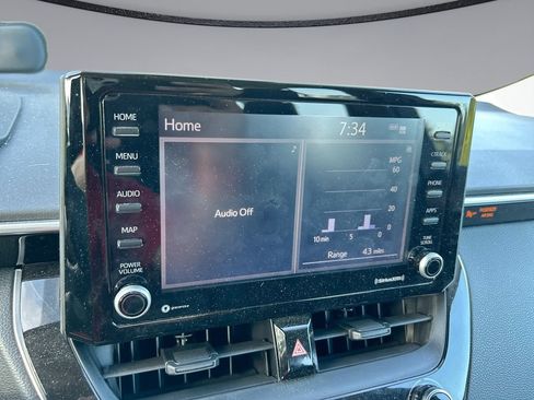 Used 2022 Toyota Corolla LE FWD image 21