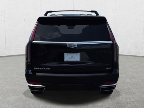 Used 2022 Cadillac Escalade Premium Luxury w/ LPO, Radiant Package AWD/4WD image 6