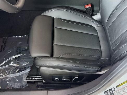 New 2026 BMW 330i xDrive Sedan w/ Premium Package image 19