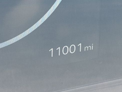 Used 2025 Hyundai Kona Limited image 28