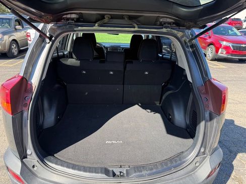Used 2014 Toyota RAV4 XLE FWD image 5