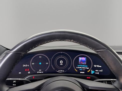 Used 2020 Porsche Taycan 4S image 22