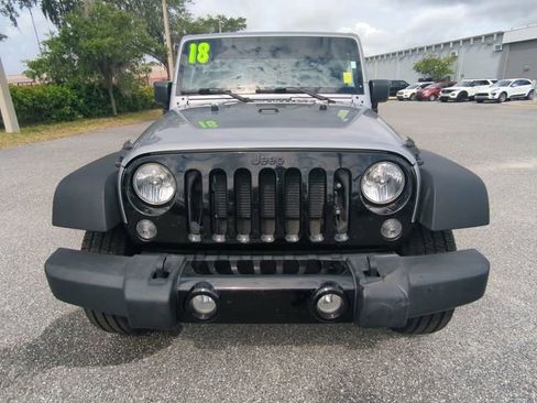 Used 2018 Jeep Wrangler Sport AWD/4WD image 10