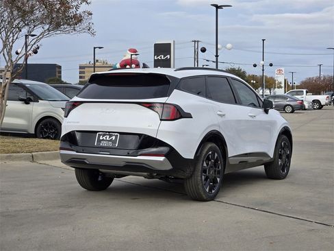 New 2026 Kia Sportage SX image 4