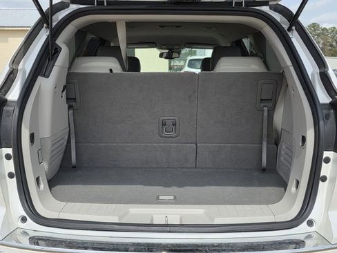 Used 2017 Buick Enclave Leather w/ Trailering Package image 29