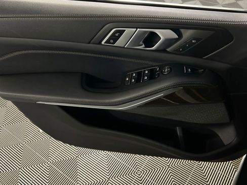 Used 2023 BMW X5 sDrive40i image 28