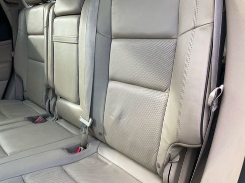 Used 2016 Jeep Grand Cherokee Overland image 30