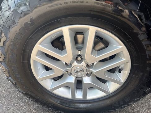 Used 2016 Nissan Frontier SV RWD image 37