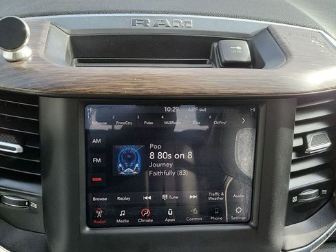 Used 2019 RAM 3500 Laramie image 13